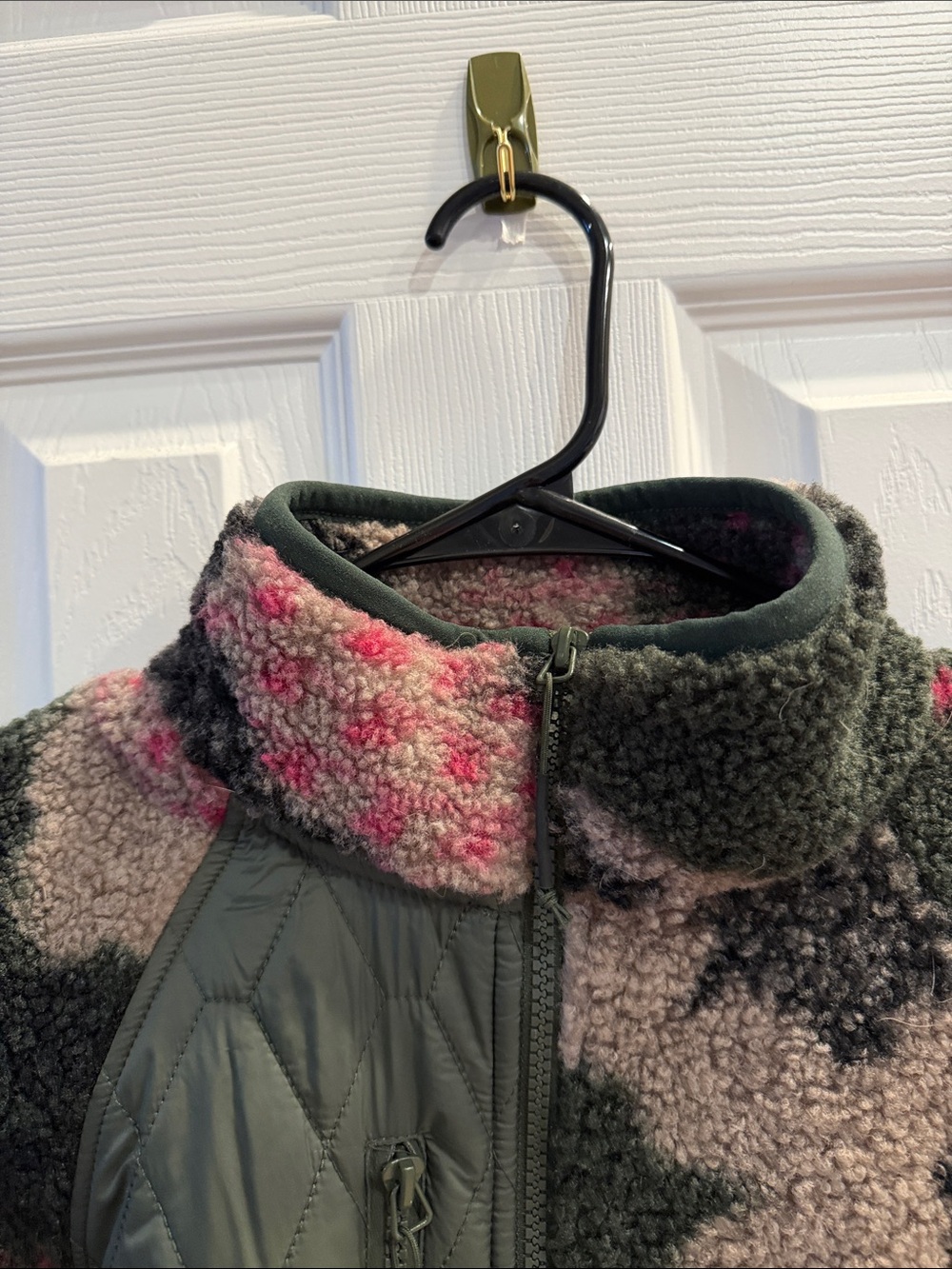 JoyLab Olive, Pink & Cream Sherpa Pullover - Picture 5 of 9